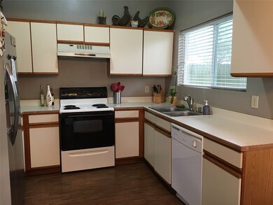 7775 High Village Dr, Houston, TX 77095 - photo 4