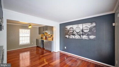 11716 Scarlet Leaf Cir, Germantown, MD 20876 - photo 3