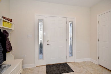 412 E Atwater Ave, Elmhurst, IL 60126 - photo 4