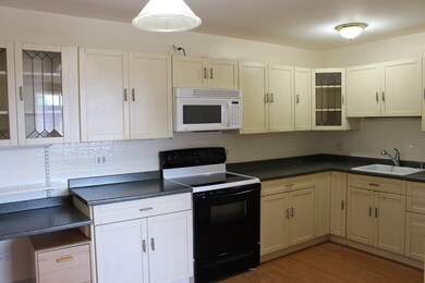 81 Nicholas Rd unit J, Framingham, MA 01701 - photo 2