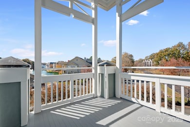 Covered Balcony to Enjoy Waterviews