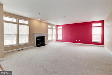 7107 Glen Pine St, Glenn Dale, MD 20769 - photo 5