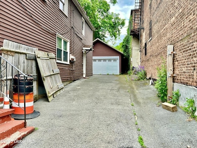 659 Crane St, Schenectady, NY 12303 - photo 3