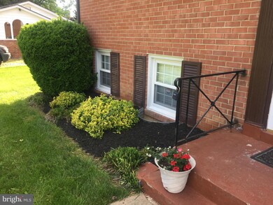 14409 Perrywood Dr, Burtonsville, MD 20866 - photo 3