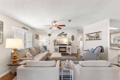 624 Mount Piney Ave NE unit 703, Saint Petersburg, FL 33702 - photo 5