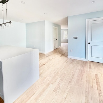 580 Broad St unit 1, Bridgewater, MA 02324 - photo 4