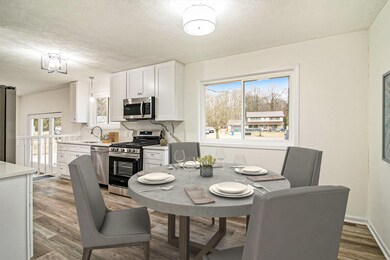 2578 N Carmelo Ln, La Porte, IN 46350 - photo 4