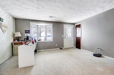 1077 S 400 W, Huntington, IN 46750 - photo 5