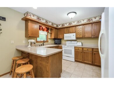 1730 Pleasantview Dr, Marion, IA 52302 - photo 7