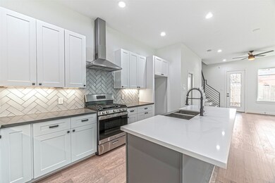 204 Marathon St unit B, Houston, TX 77018 - photo 7