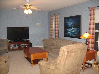 Family Room. Main floor 17x14