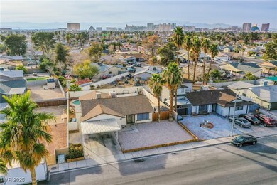 5399 Surrey St, Las Vegas, NV 89119 - photo 2