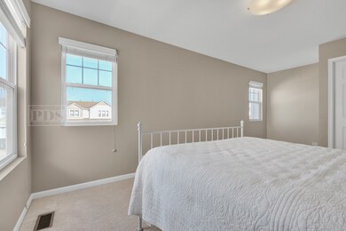 2103 Limestone Ln unit 802, Carpentersville, IL 60110 - photo 5