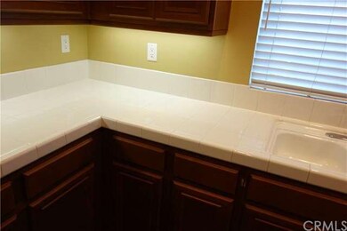 31392 Strawberry Tree Ln, Temecula, CA 92592 - photo 3