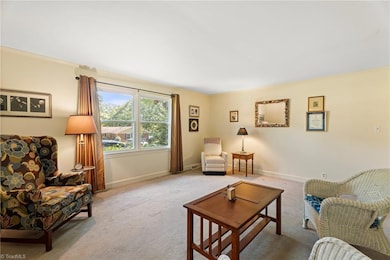 406 S Cliffdale Dr, Winston Salem, NC 27104 - photo 6