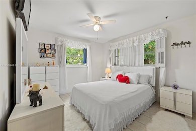 2320 Jackson St unit 6, Hollywood, FL 33020 - photo 5