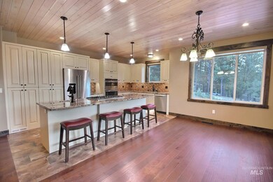 1286 Shore Dr, Cascade, ID 83611 - photo 7