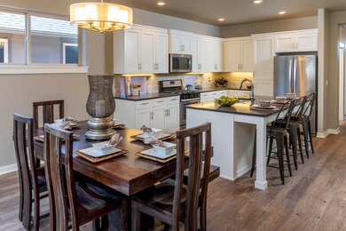 Dining to kitchen