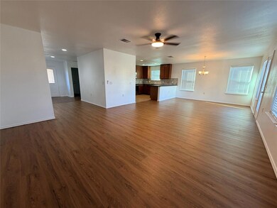 13412 Guarnere Dr, Del Valle, TX 78617 - photo 4