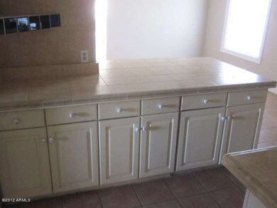 Kitchen photo 3