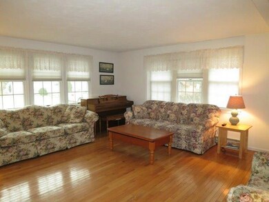 62 Riverside Rd, Mashpee, MA 02649 - photo 4