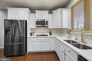 12811 Hallwood Place, Fort Washington, MD 20744 - photo 7