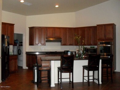EAT IN KITCHEN