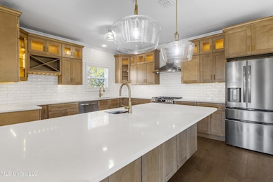 378 Howard Ave, Biloxi, MS 39530 - photo 3