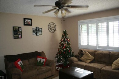 Living room 2