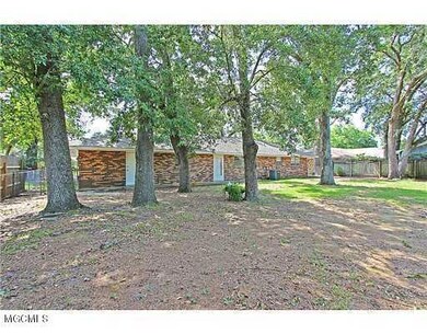 617 Forest Ave Back Yard - Copy
