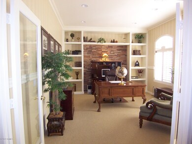 front office/den