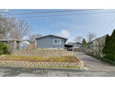 702 NW 6th St, Pendleton, OR 97801 - photo 3