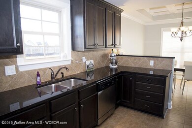 Kitchen_2.jpg