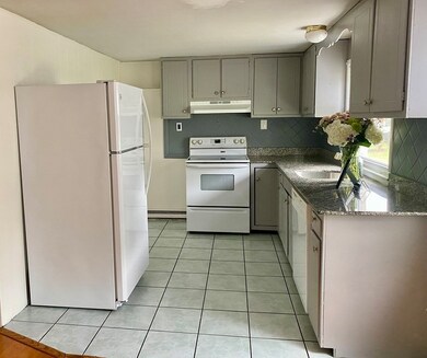 31 Revere St, Worcester, MA 01604 - photo 5