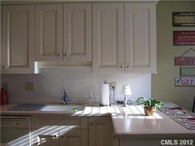 Kitchen - Quaility cabinets and counters!