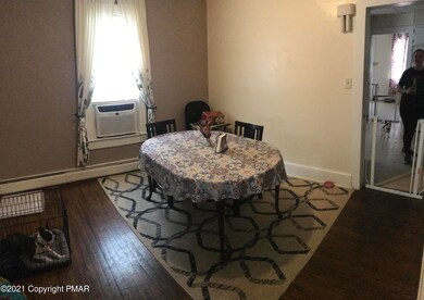 1143 W Main St, Stroudsburg, PA 18360 - photo 6