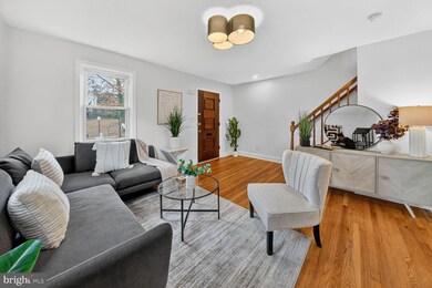 832 Delafield St NE, Washington, DC 20017 - photo 5