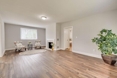 522 Martin Ln, Augusta, GA 30909 - photo 6