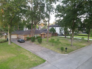 11634 Blalock Forest St, Houston, TX 77024 - photo 3
