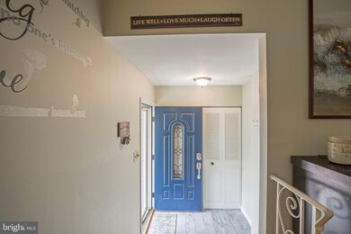 44 Cherokee Rd, Doylestown, PA 18901 - photo 2