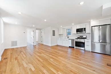 290 Washington St unit 2, Marblehead, MA 01945 - photo 7