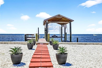 Boat Dock with Tampa Bay access