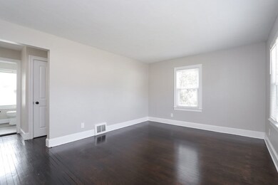 108 Ellsworth Ave, Springfield, MA 01118 - photo 7