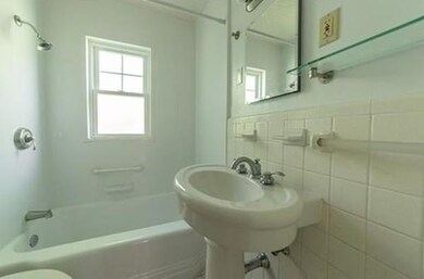 164 Cushing St unit 1, Hingham, MA 02043 - photo 7