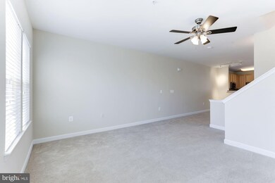 22759 Fountain Grove Square, Ashburn, VA 20148 - photo 6
