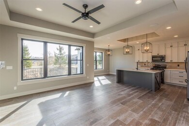 3412 Garden View Ct NE, Cedar Rapids, IA 52411 - photo 2