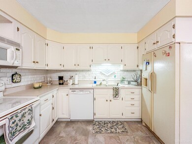 404 S 18th St, Escanaba, MI 49829 - photo 7