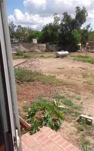 backyard view...lot size is over 19,000 square fee