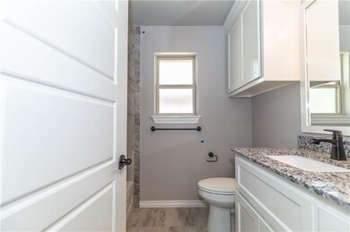 1016 NE 33rd Terrace, Moore, OK 73160 - photo 5