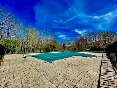 36 Smith Rd, Charlton, MA 01507 - photo 3